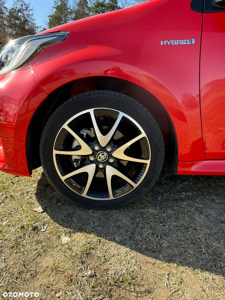 Toyota Yaris 130 1.5 VVT-i Premiere Edition - 11