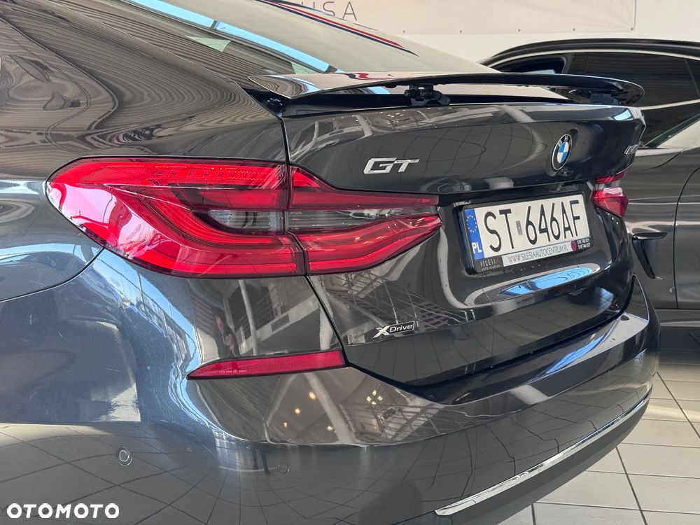 BMW 6GT - 7