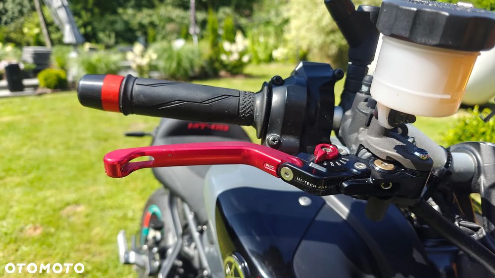 Yamaha MT - 6