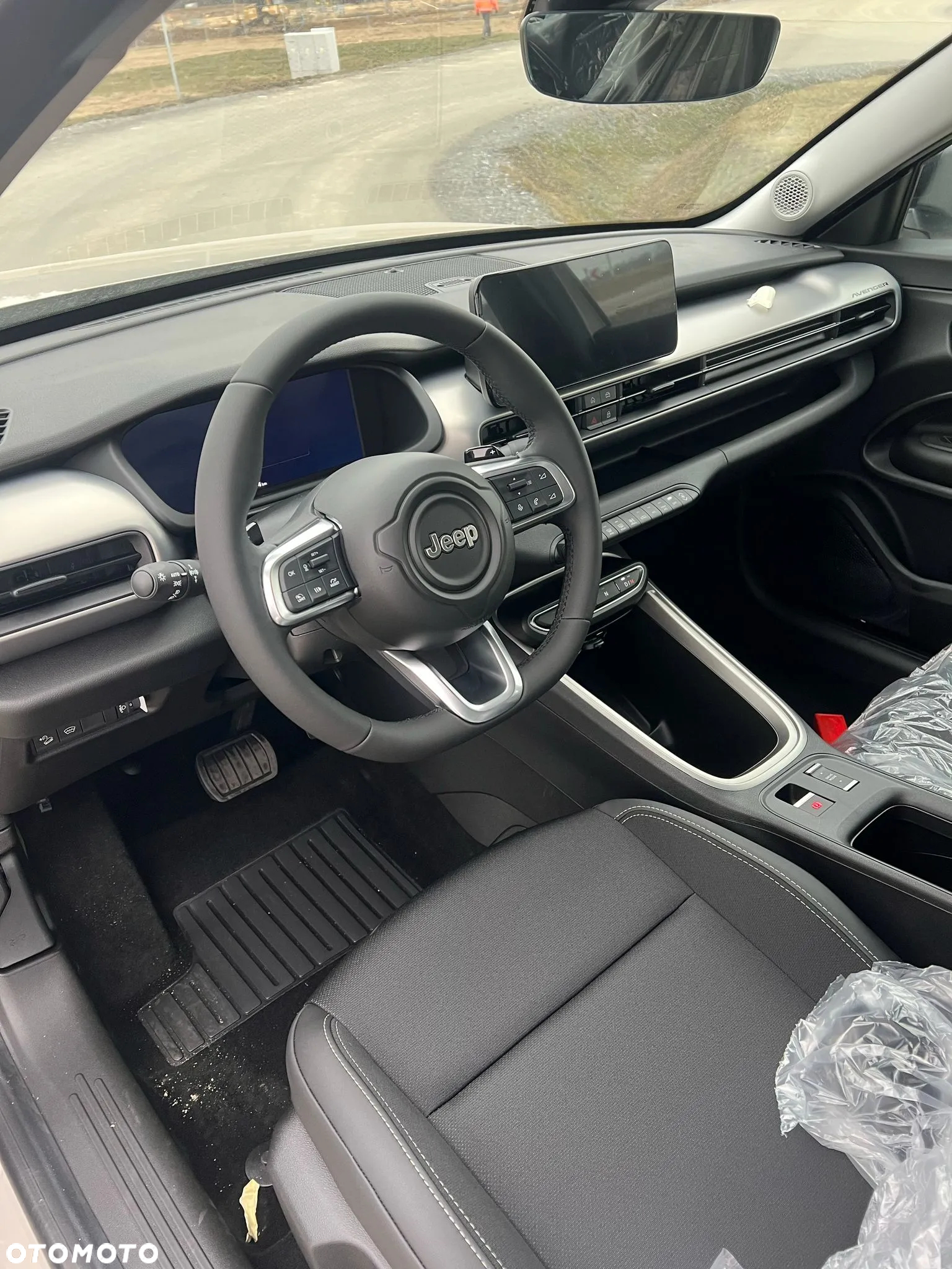 Jeep Avenger 1.2 T3 mHEV Altitude FWD eDCT6 - 9
