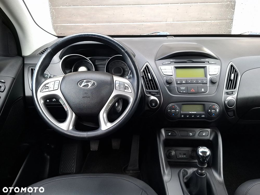 Hyundai ix35 1.7 CRDi 2WD blue Finale Gold - 7