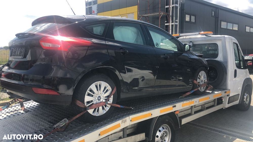 Dezmembram Ford Focus 3, 1.5 Eco Boost an fabr 2017 - 3