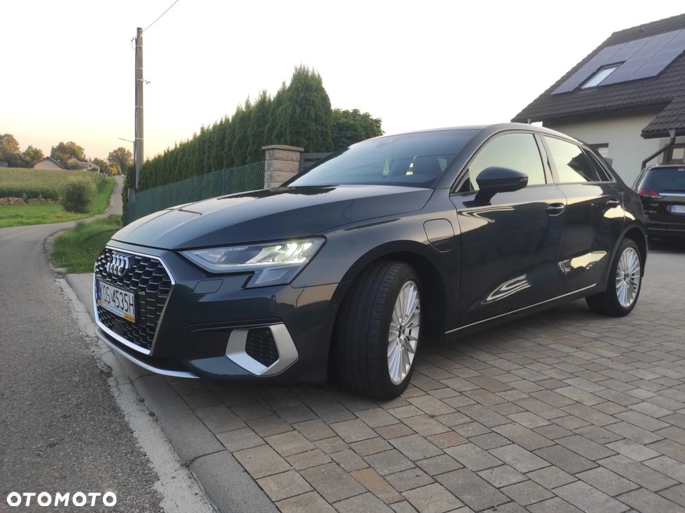 Audi A3 Sportback - 2