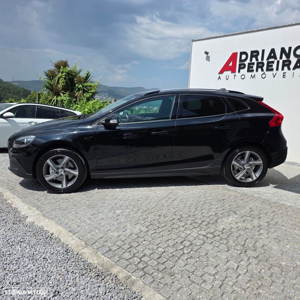 Volvo V40 Cross Country 2.0 D2 Momentum - 12