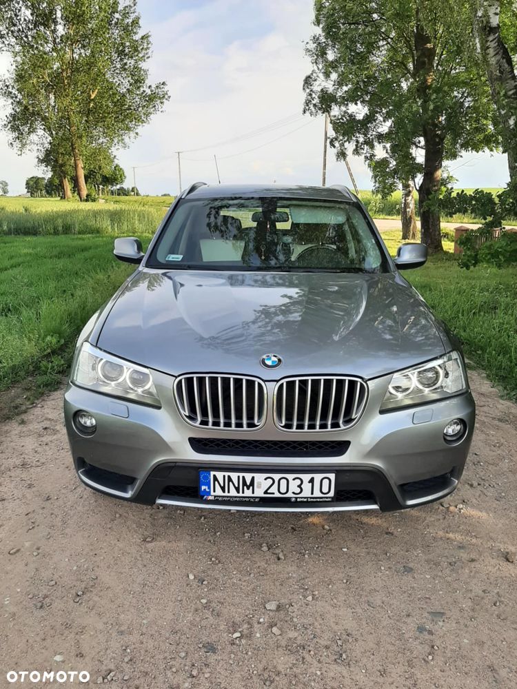 BMW X3 28i xDrive - 1