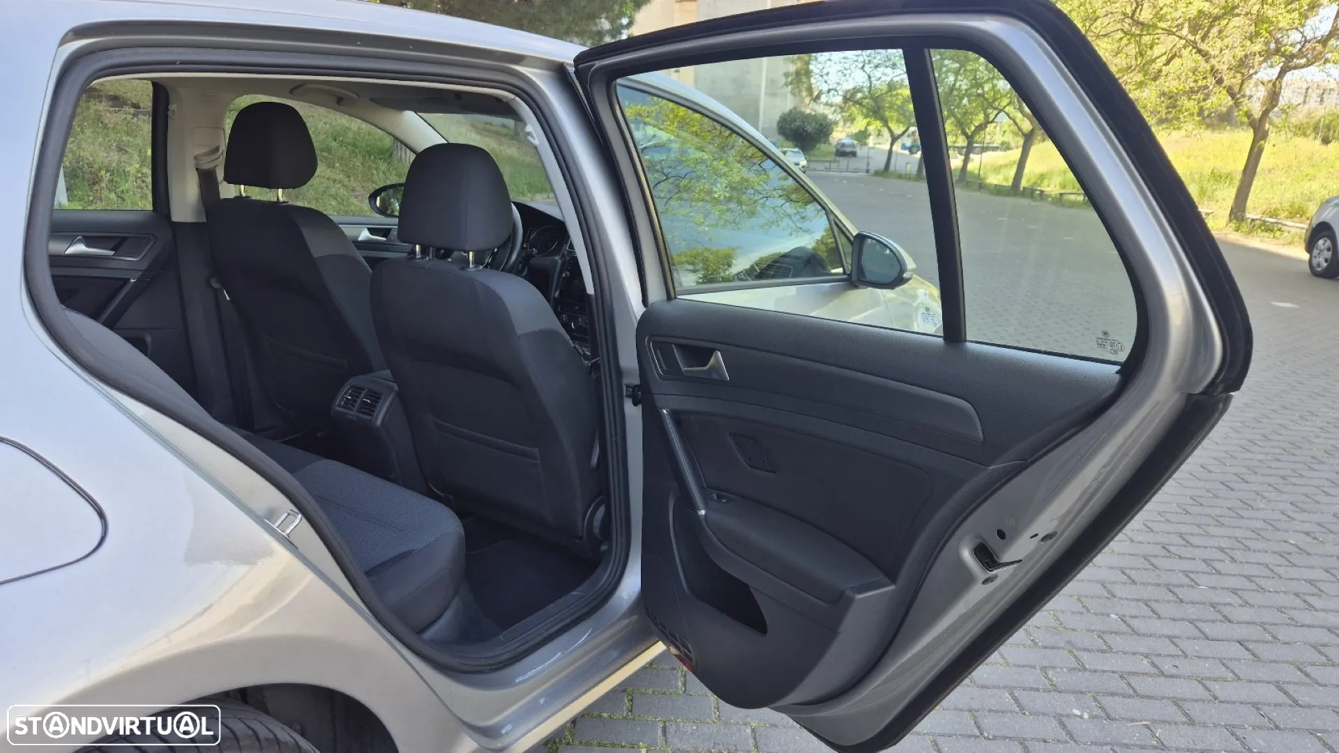 VW Golf 1.0 TSI Confortline - 10