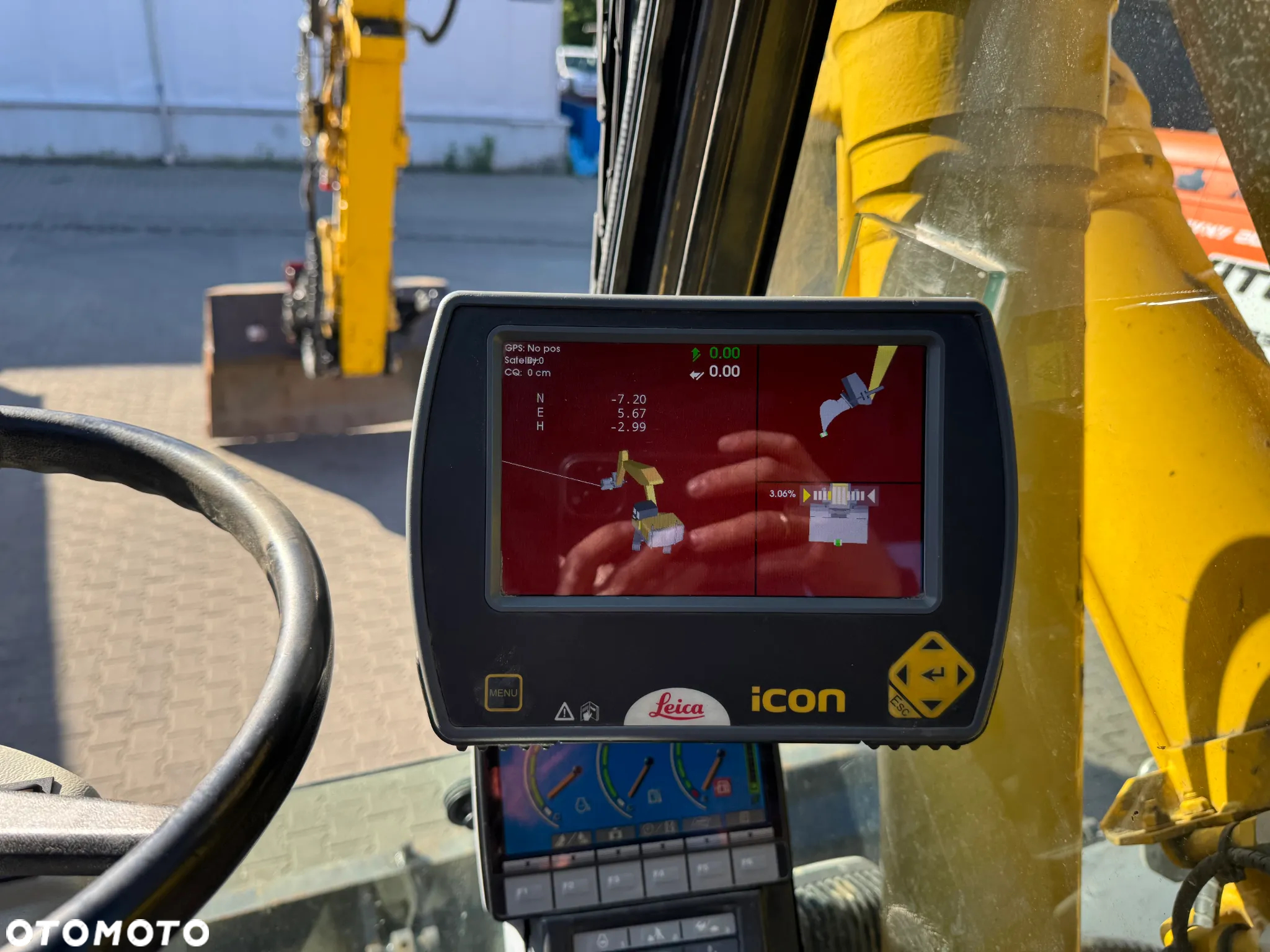 Komatsu PW160-8 - 16