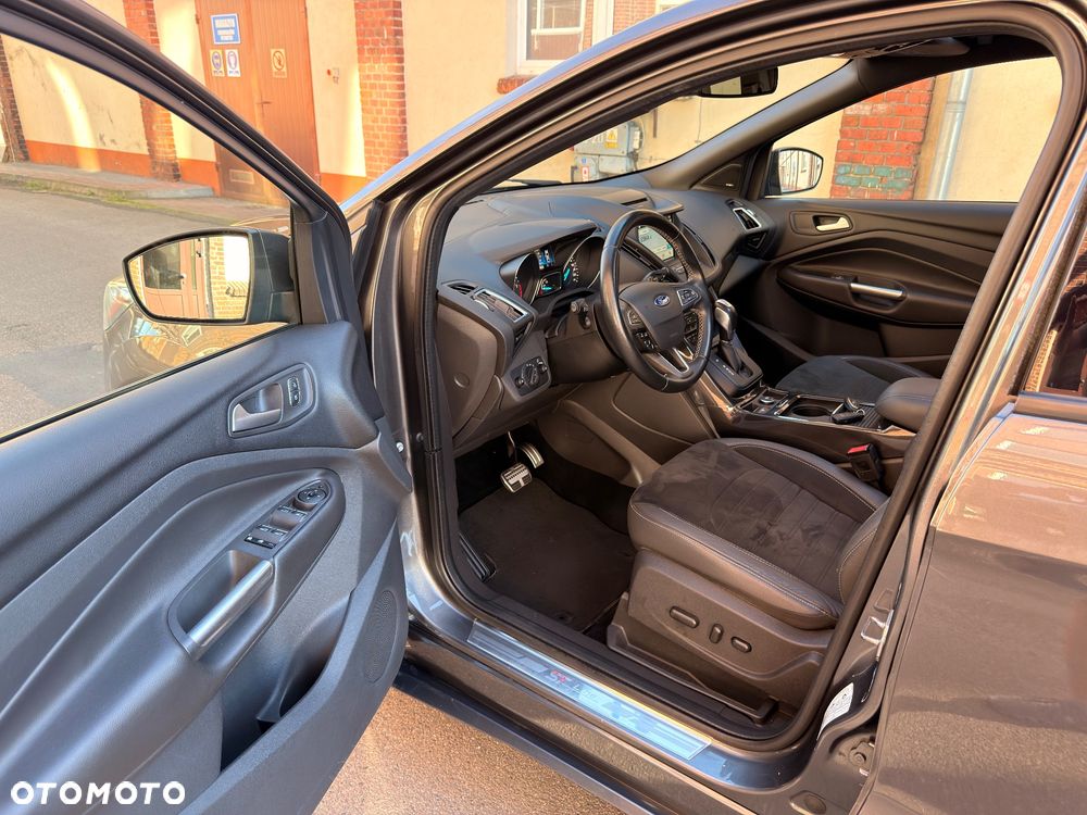 Ford Kuga 2.0 TDCi 4x4 ST-Line - 16