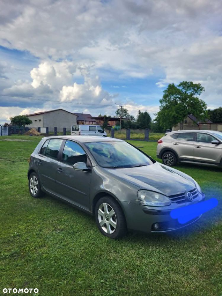 Volkswagen Golf 1.6 FSI Comfortline - 2