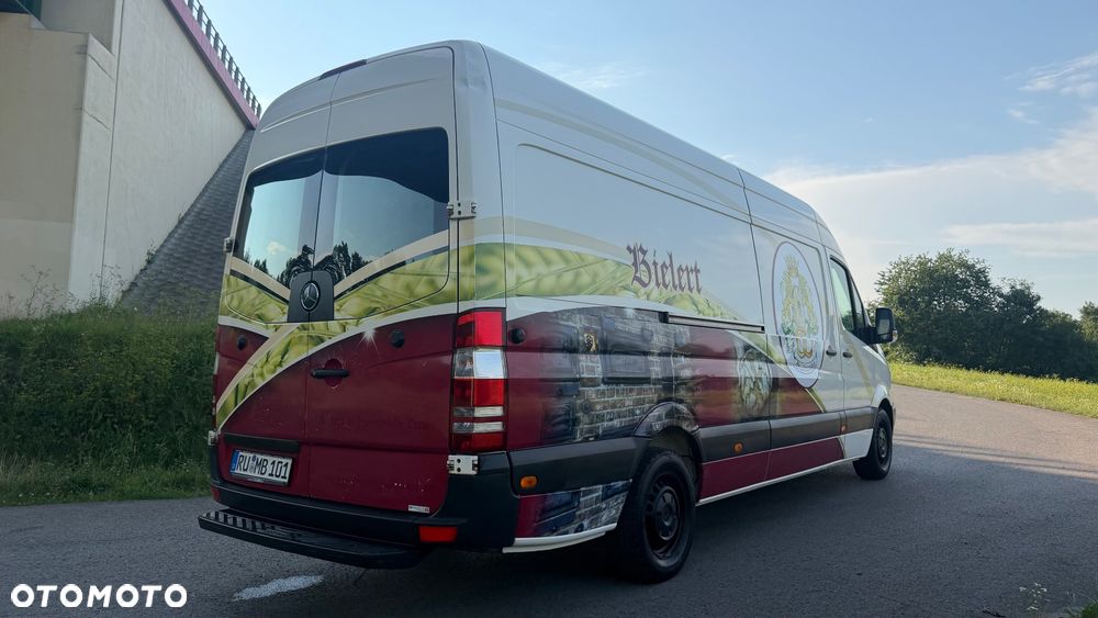 Mercedes-Benz Sprinter - 14