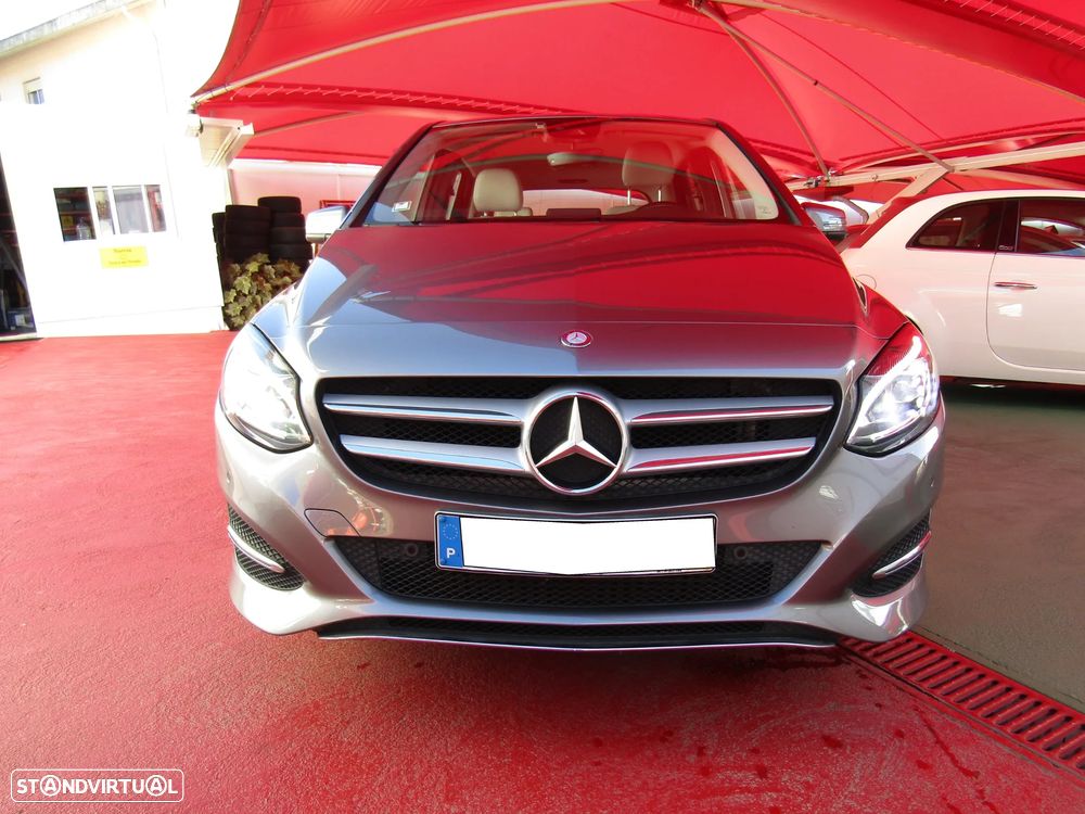 Mercedes-Benz B 200 2015 photo 3