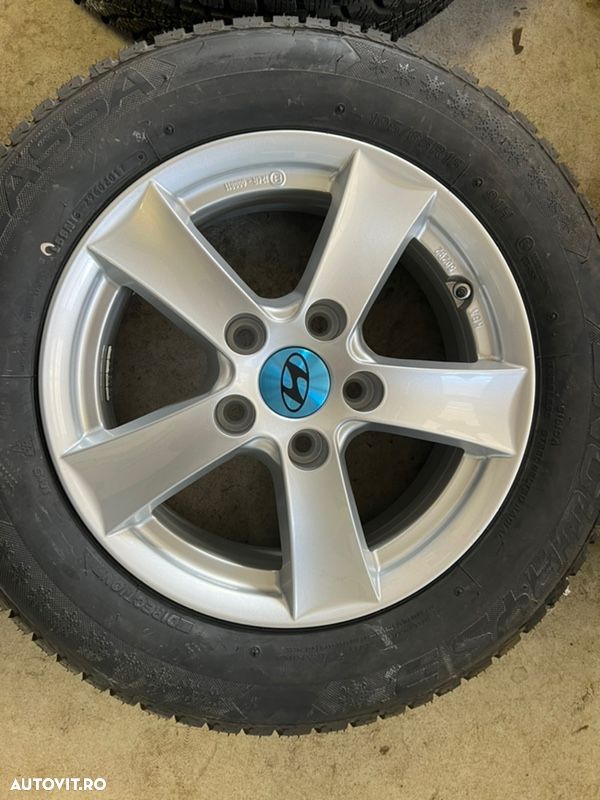 vând set jante aliaj Hyundai I30 GDH pe 15” cu anvelope noi de iarnă - 2