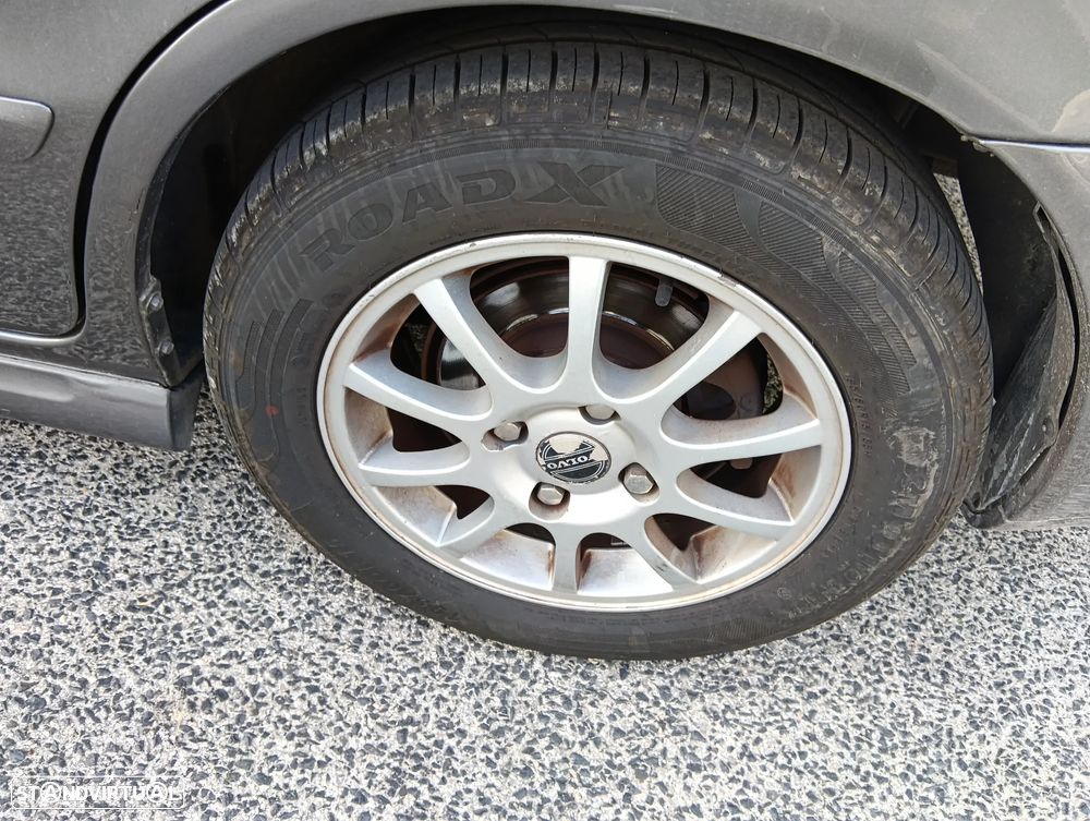 Volvo V40 Cross Country - 2