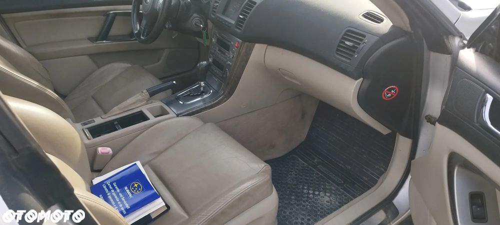 Subaru Outback - 5