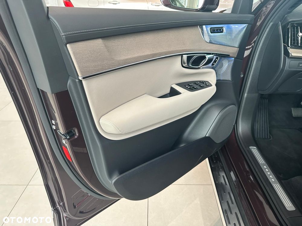 Volvo XC 90 T8 AWD Plug-In Hybrid Ultra Bright 7os - 9