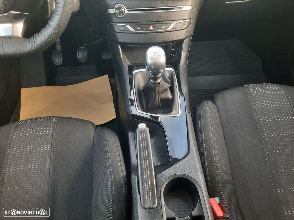 Peugeot 308 SW 1.6 BlueHDi Allure - 17