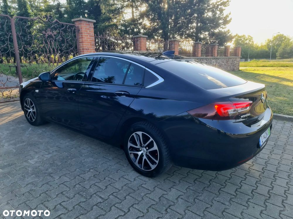 Opel Insignia 1.6 (118g) Exclusive - 11
