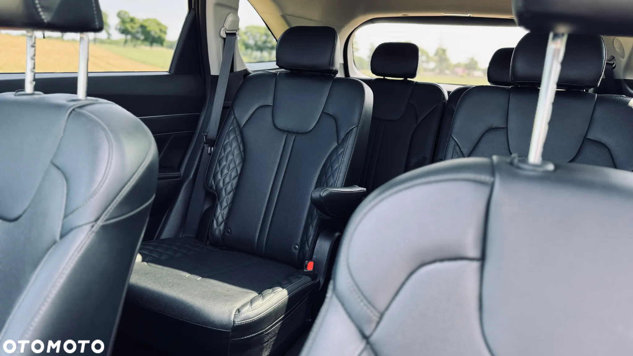 Kia Sorento - 10
