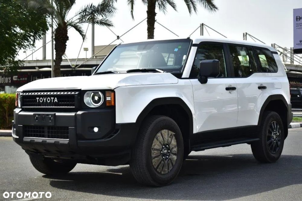 Toyota Land Cruiser - 1