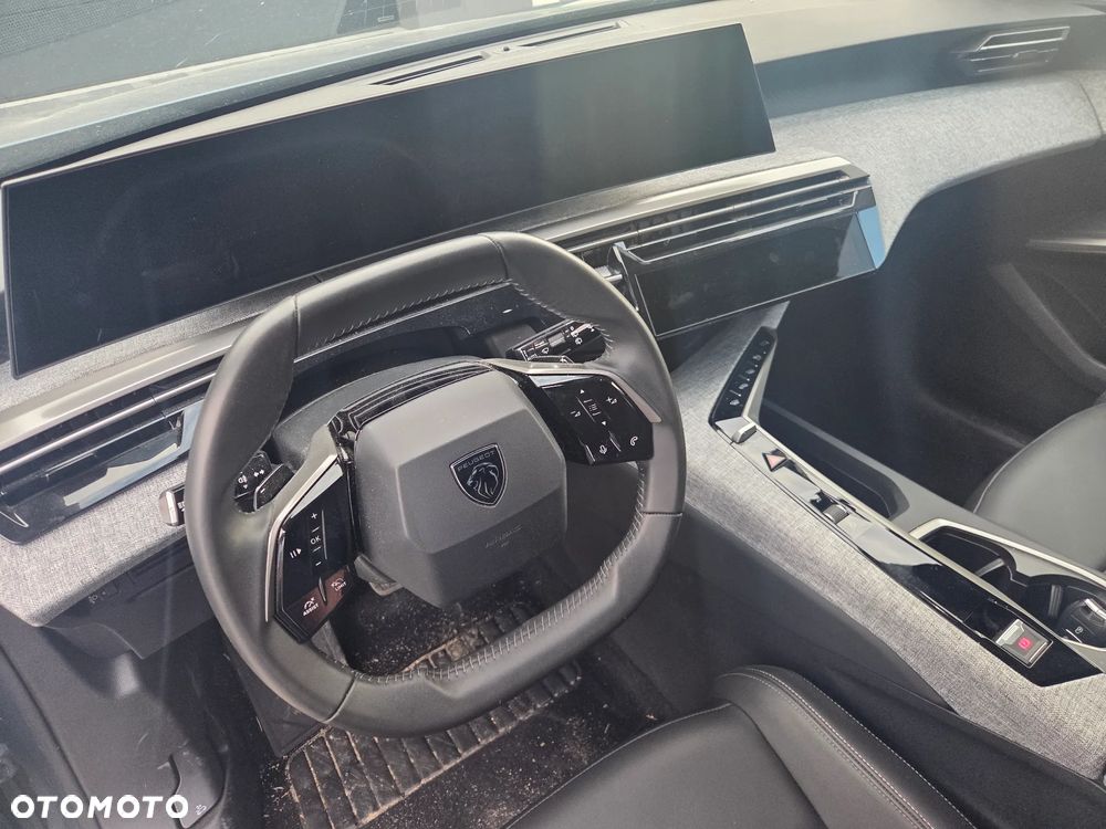 Peugeot 5008 Hybrid 145 e-DSC6 Allure Business - 14