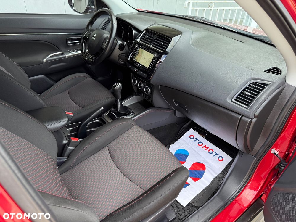 Mitsubishi ASX - 9