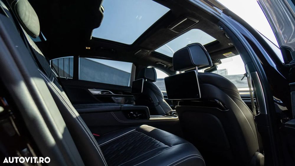 BMW Seria 7 750Li xDrive - 11
