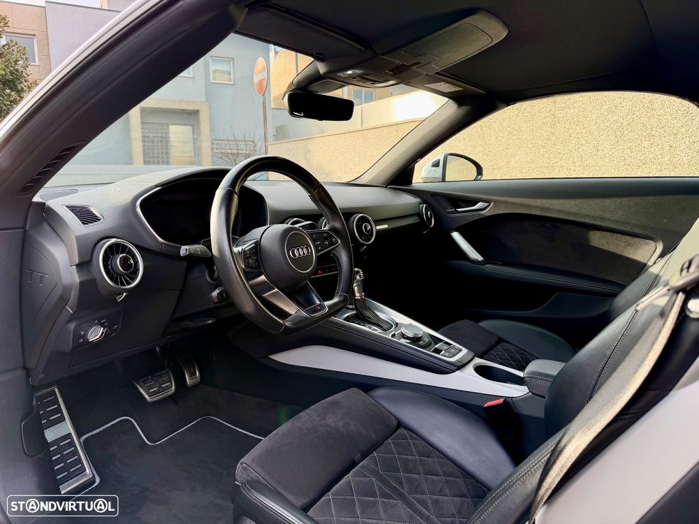 Audi TTS Roadster 2.0 TFSi quattro S Tronic - 12