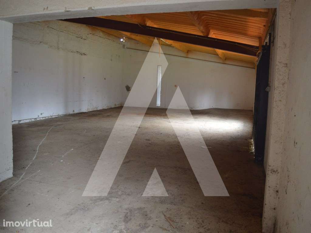 Armazém para venda em Vilarinho do Bairro - Grande imagem: 5/29