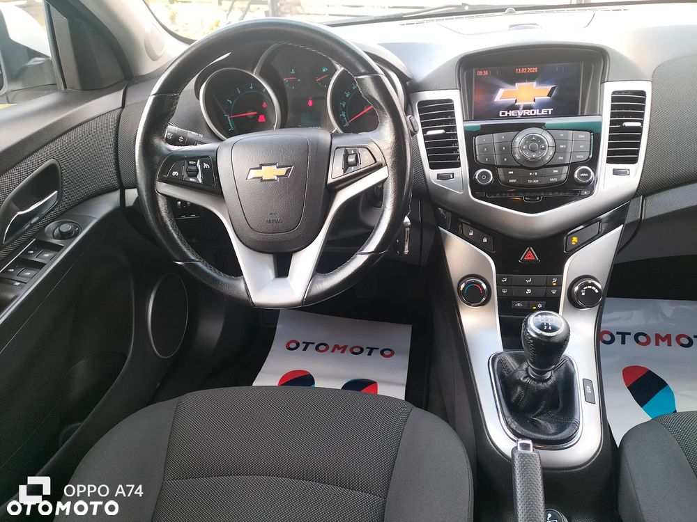 Chevrolet Cruze 1.6 LT+ - 6