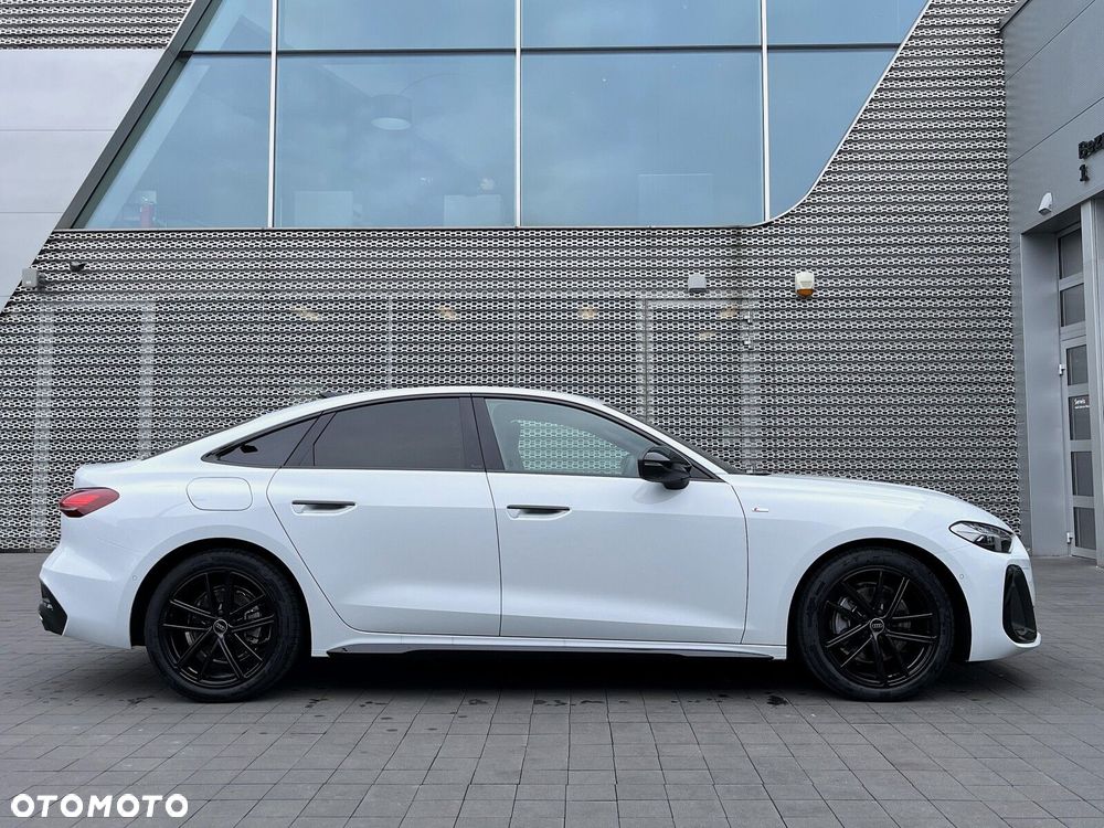 Audi A5 Limousine - 6