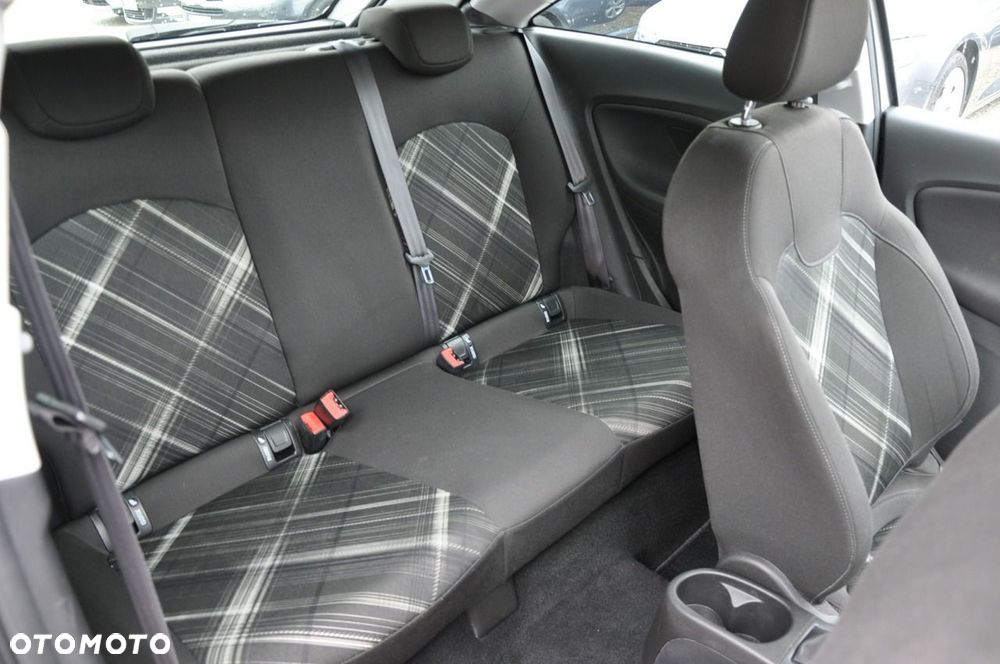 Opel Corsa 1.4 Cosmo - 11