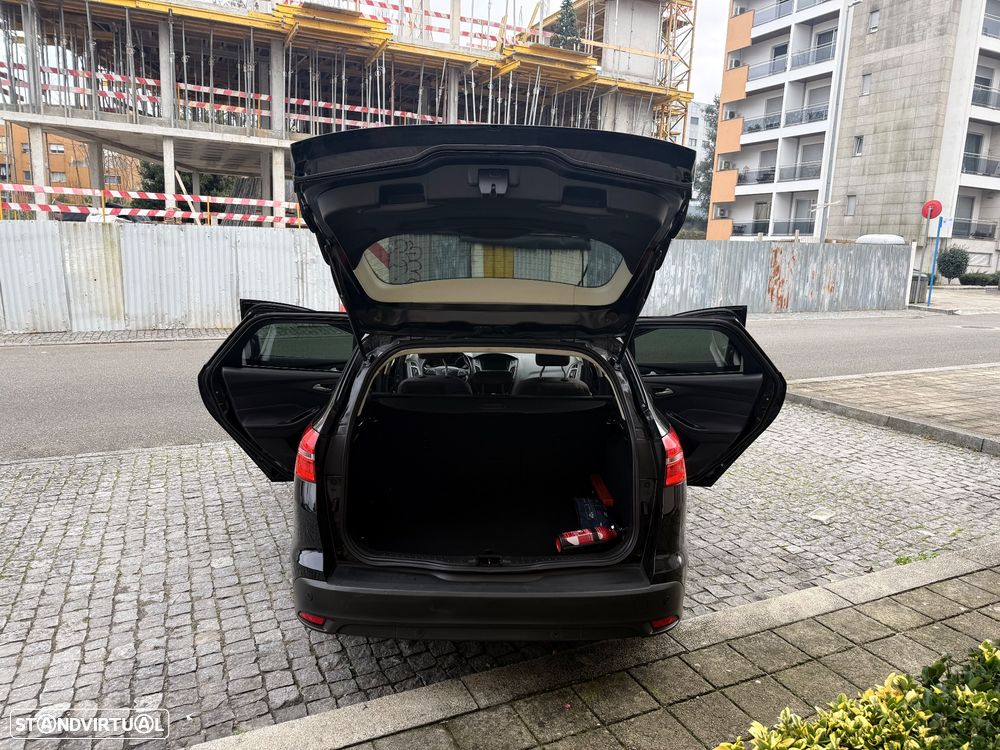 Ford Focus SW 1.5 TDCi Titanium - 10