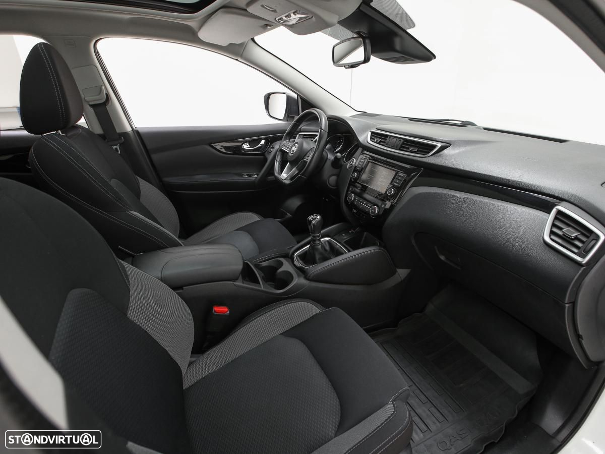 Nissan Qashqai 1.5 dCi N-Connecta - 13