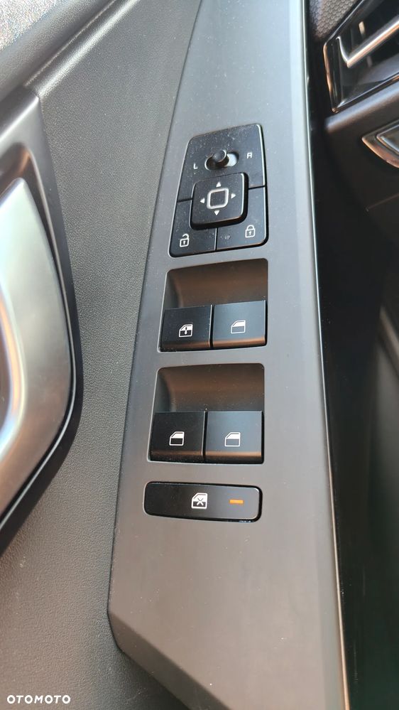 Kia Niro e-Niro 64kWh M - 15