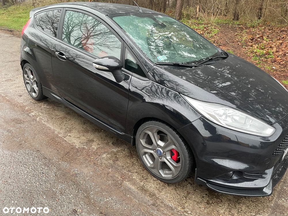 Ford Fiesta 1.6 EcoBoost ST - 2