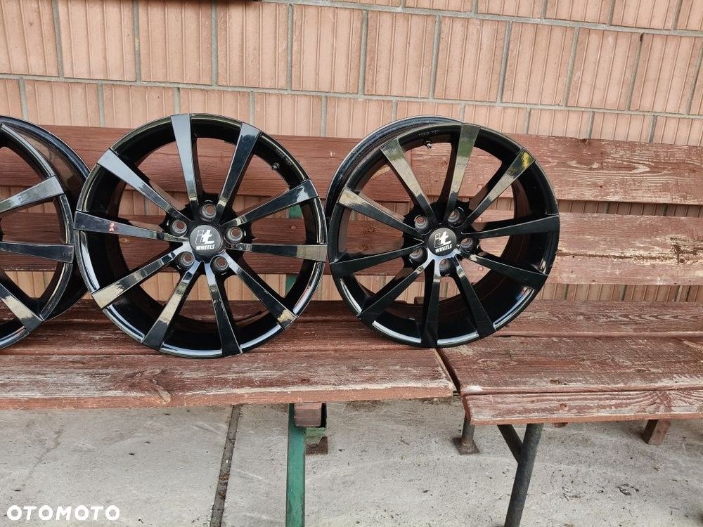 Felgi 5x112 R17 Audi VW skoda - 5