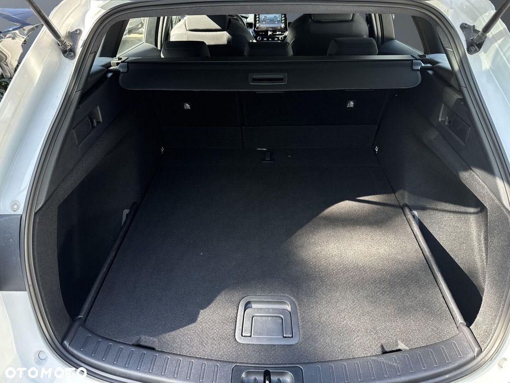 Toyota Corolla 1.8 Hybrid Comfort - 17