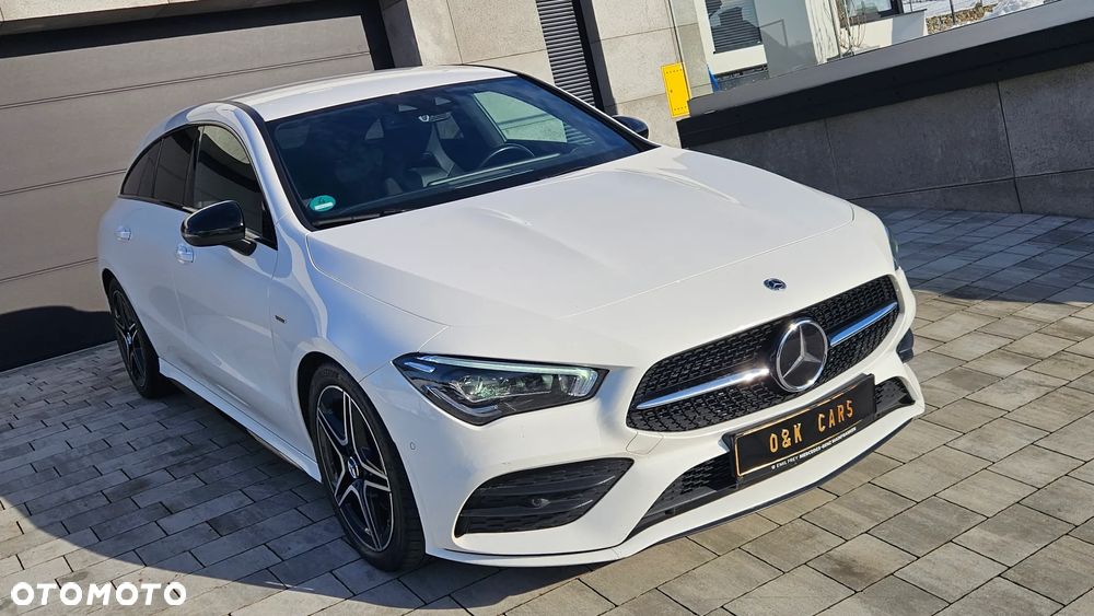 Mercedes-Benz CLA 220 d 4-Matic AMG Line 8G-DCT - 17