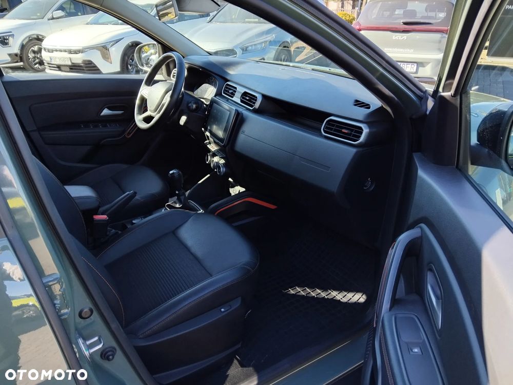 Dacia Duster 1.3 TCe Extreme 4WD - 23