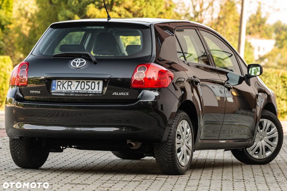 Toyota Auris 1.4 VVT-i - 12