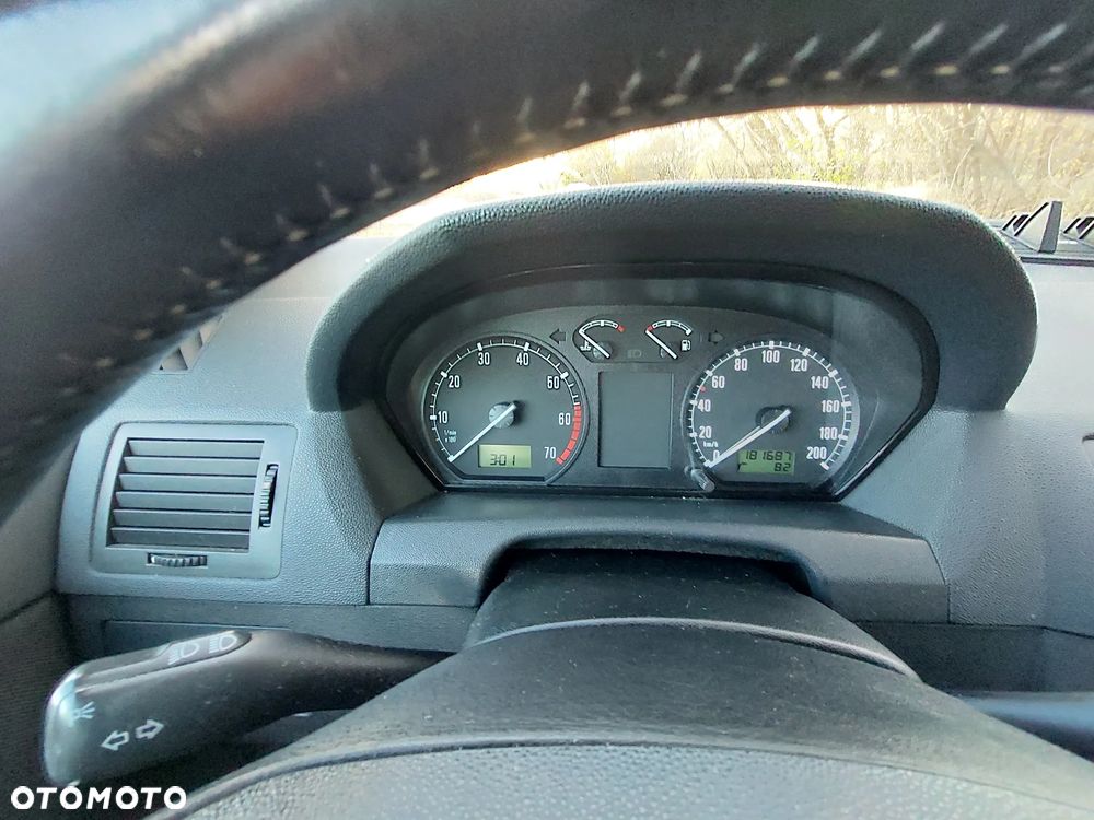 Skoda Fabia 1.4 16V Classic - 13