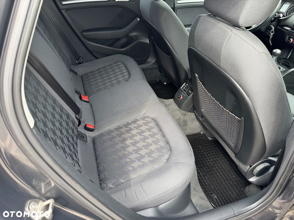 Audi A3 Sportback - 25