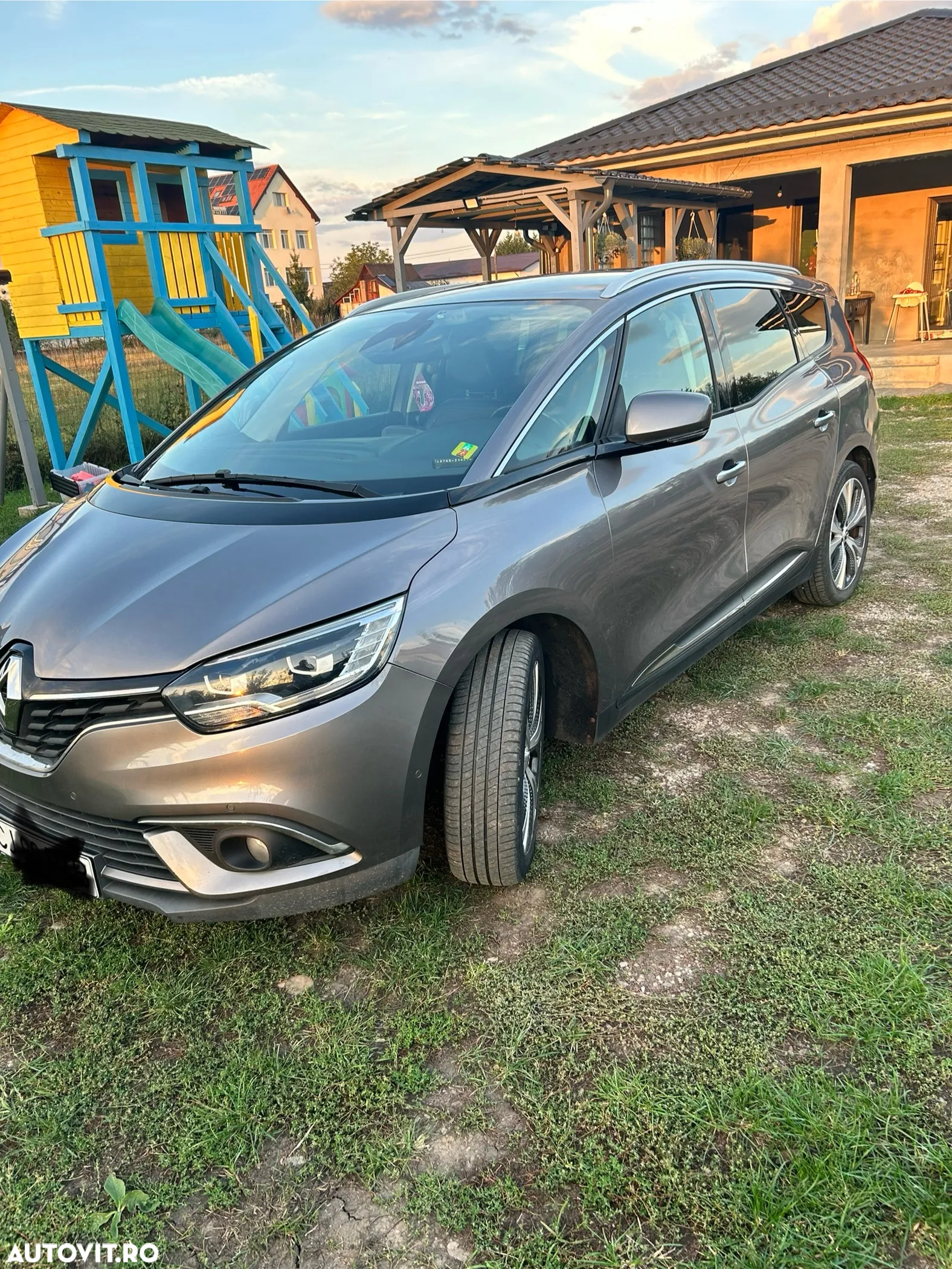 Renault Grand Scenic ENERGY dCi 160 EDC BOSE EDITION - 3