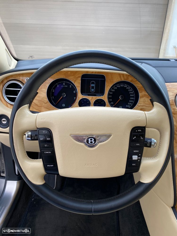 Bentley Continental Flying Spur Standard - 10