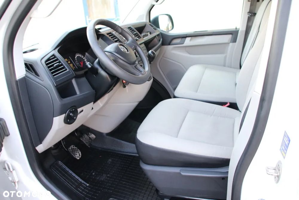 Volkswagen TRANSPORTER - 22