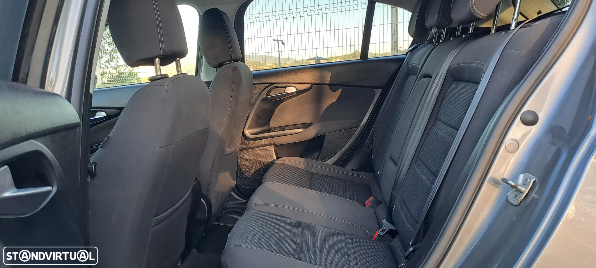 Fiat Tipo 1.3 M-Jet Lounge J17 - 10