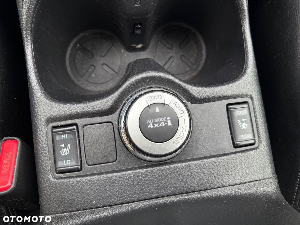 Nissan X-Trail 1.6 DCi ALL-MODE 4x4i Tekna - 24