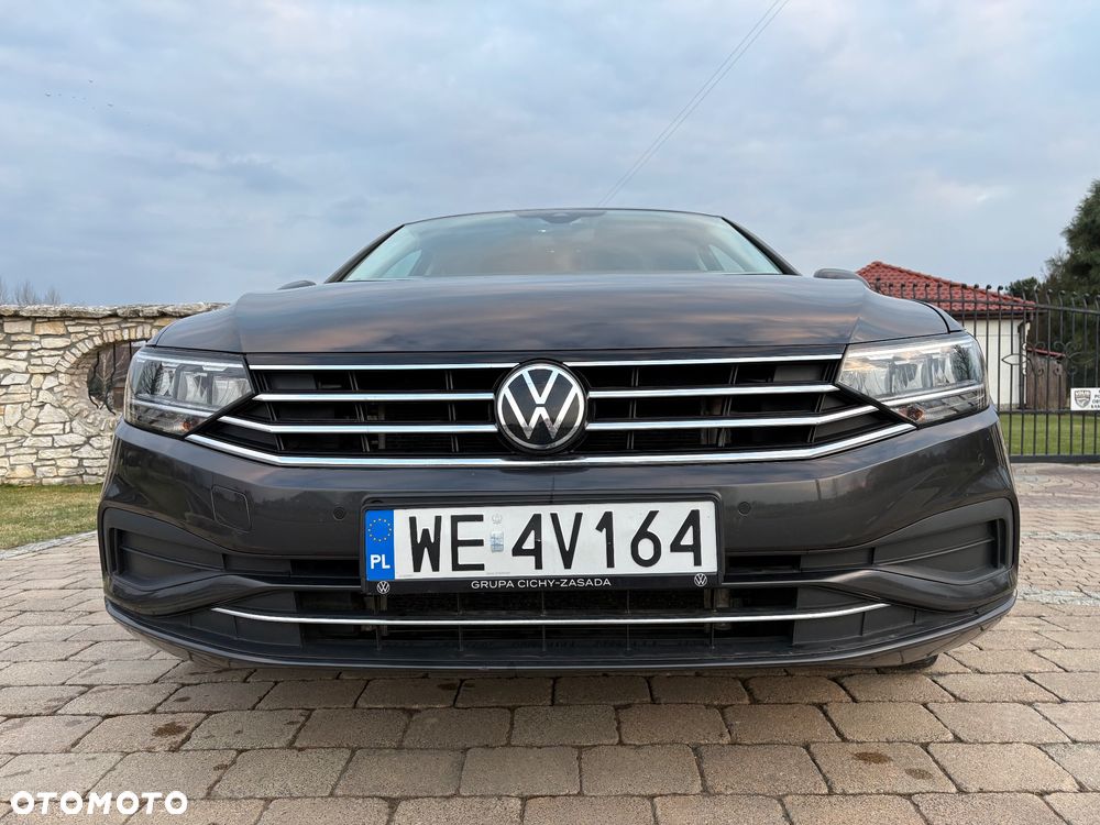Volkswagen Passat 2.0 TSI Business DSG - 2