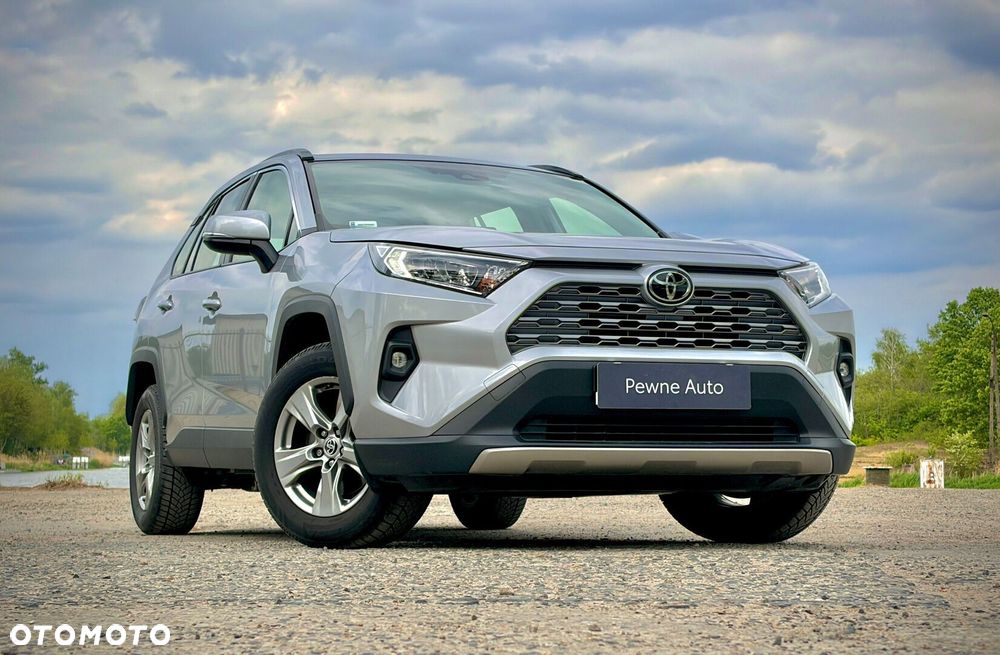 Toyota RAV4 - 8