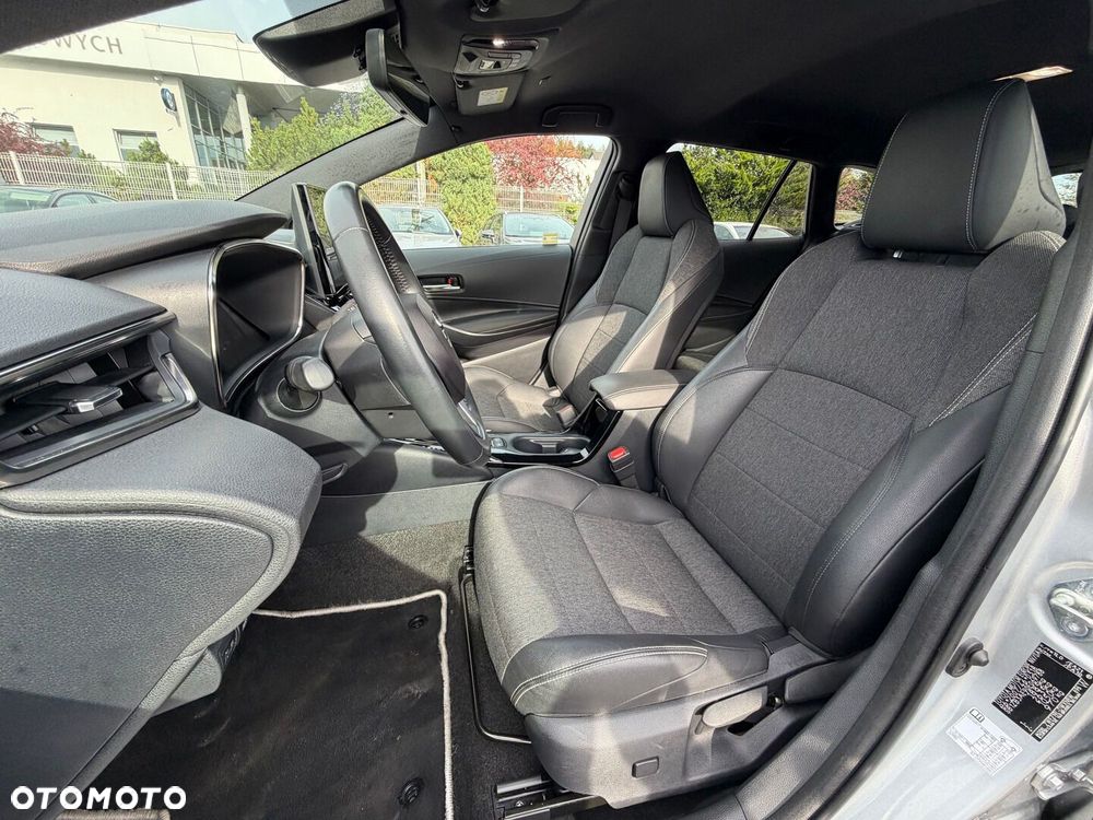 Toyota Corolla 1.8 Hybrid Style - 25